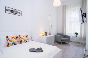 New Stylish and Super central Budapest